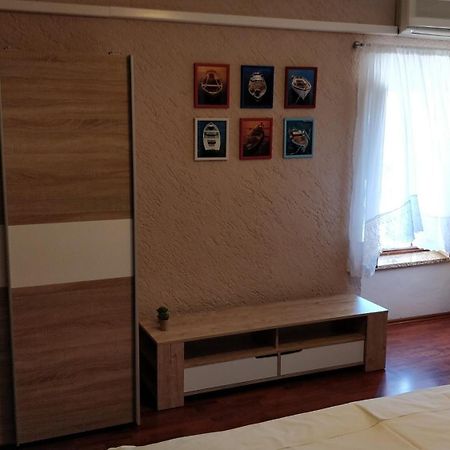 Apartments By The Sea Mali Lošinj Δωμάτιο φωτογραφία