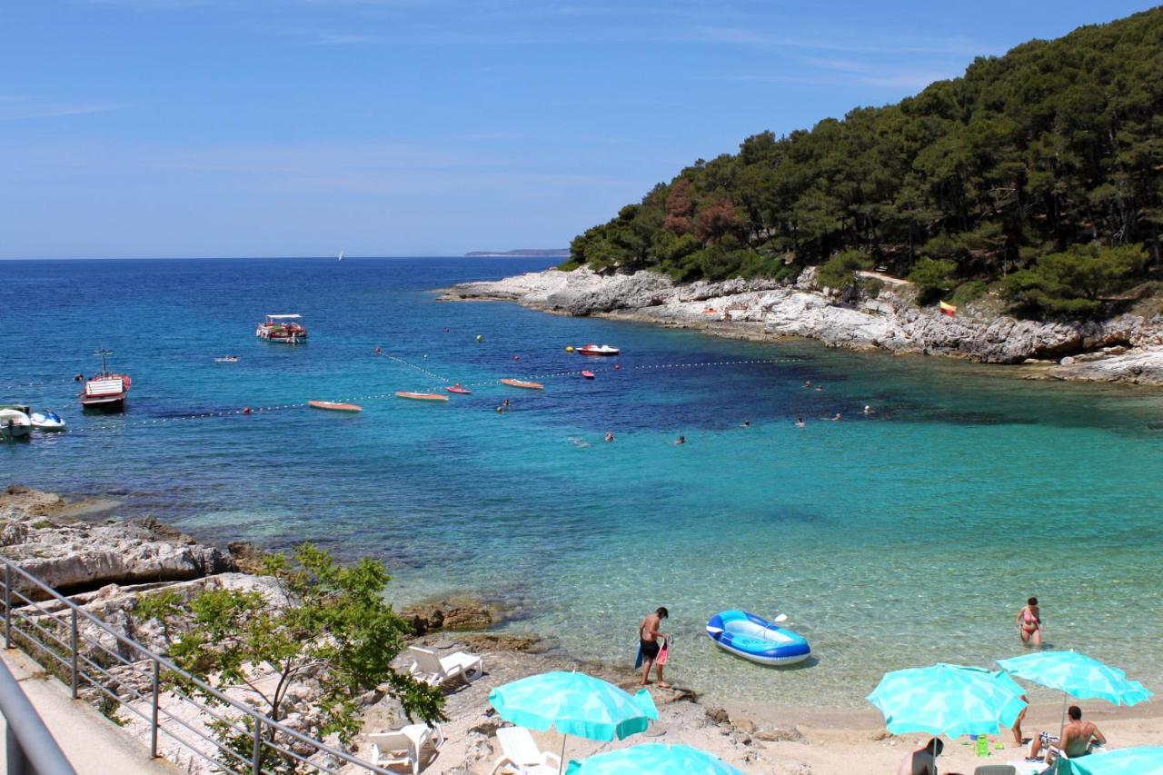 Apartments By The Sea Mali Lošinj Εξωτερικό φωτογραφία