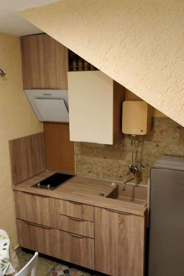 Apartments By The Sea Mali Lošinj Εξωτερικό φωτογραφία